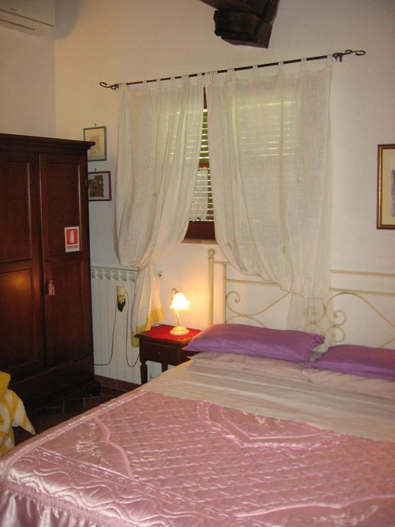 Hotel La Capanna Di Sovestro à San Gimignano Chambre photo